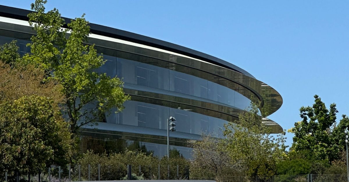 Apple по-прежнему самый ценный бренд в мире, согласно новому отчету Kantar Компания Apple в очередной раз была названа самым ценным брендом в мире, сохранив первое место в ежегодном рейтинге BrandZ