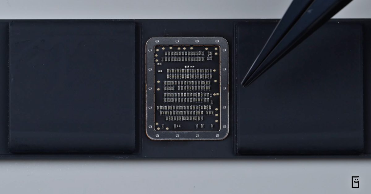 Ютубер улучшает MacBook Neo до 1 ТБ и публикует ASMR-видео процесса