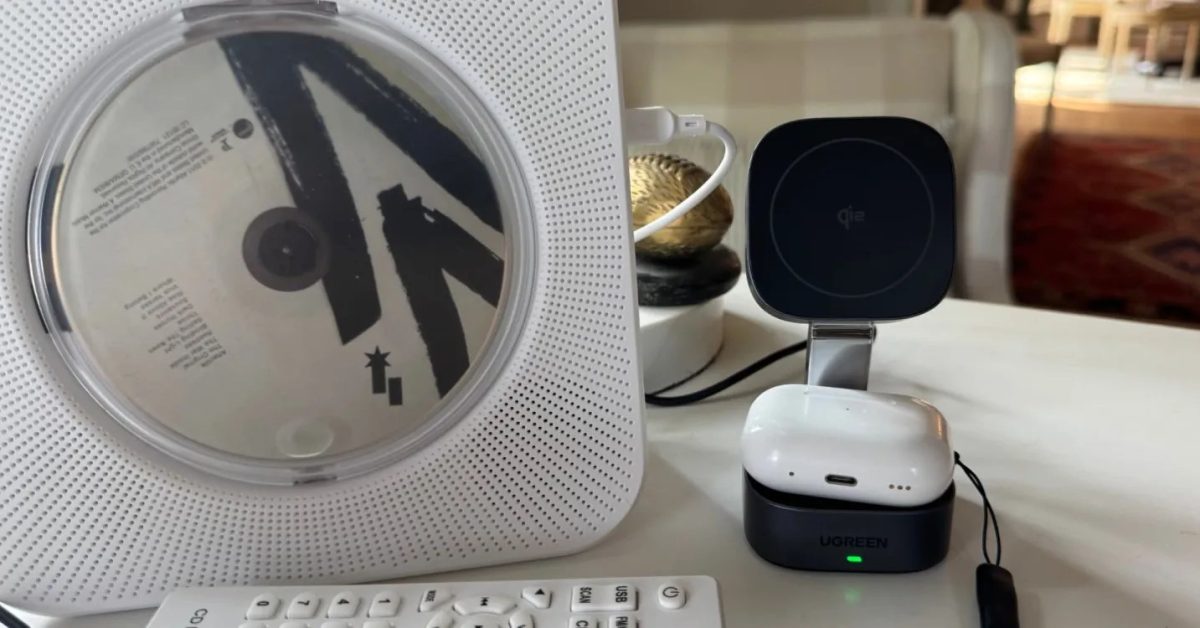 Обзор складной зарядной станции UGREEN 2-in-1 Qi2: Магнитная магия в действии